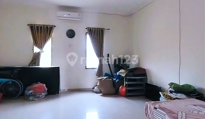 For Sale Neat Ready to Occupy House in Karang Tengah 2