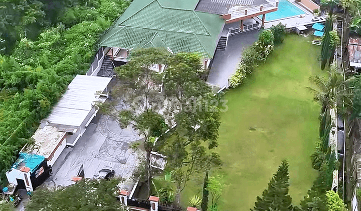 For Sale Villa Exclusive Di Puncak Villa Cipanas Dengan Kolam Renang Pribadi 2