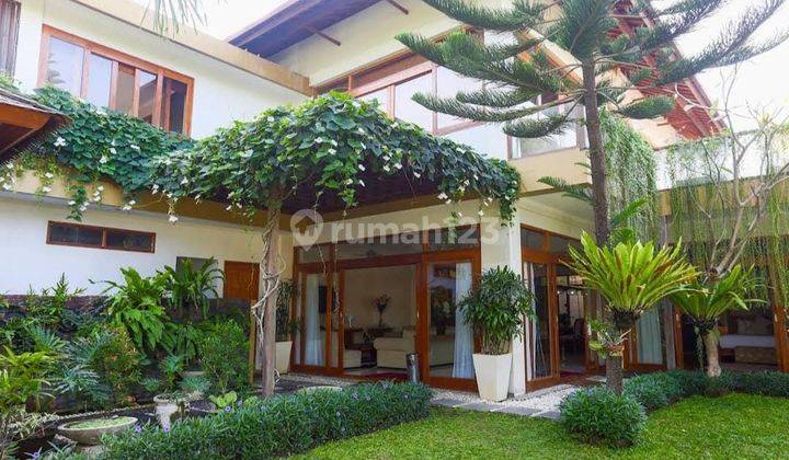 Hot List Di Jual Villa Lokasi Kerobokan Kuta Utara Badung 2