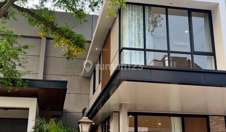 Townhouse Baru Dengan Rumah Design Tropical Modern Di Cirendeu 1