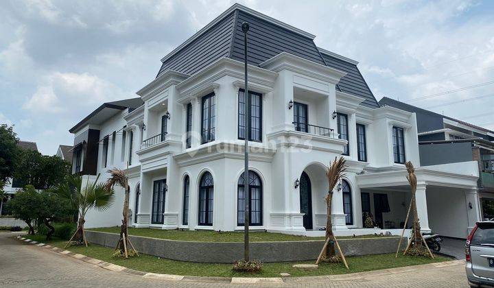 Rumah Baru Hoek Ada Kolam Renang di Kebayoran Bintaro 2