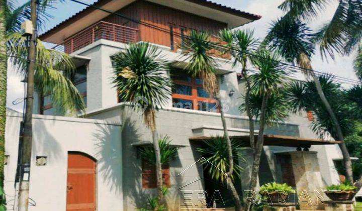 Rumah Hook Modern 2 Lantai di Riverpark Bintaro Jaya 1