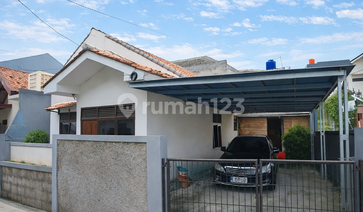 Rumah Hoek Pjmi Luas Tanah dan Lokasi yang Bagus