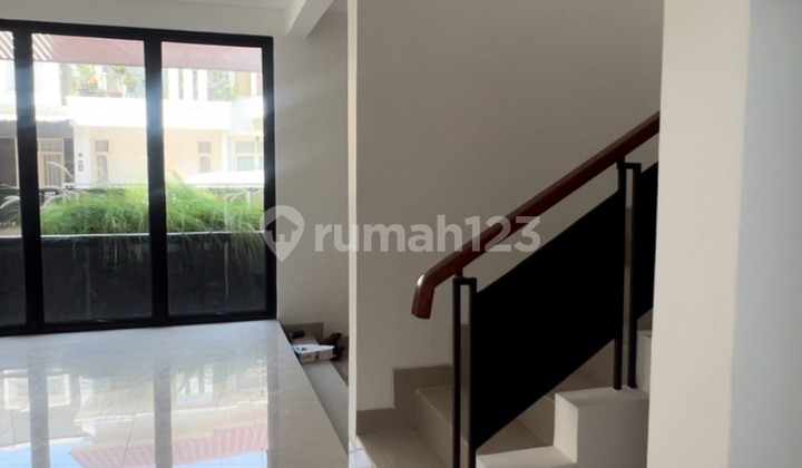 Rumah Baru Bergaya Modern Tanah Luas Bintaro Sektor 9 2