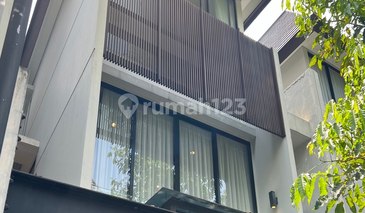 Rumah Ready Di Serenia Hills Lebak Bulus Rumah Ready Di Serenia Hills Lebak Bulus