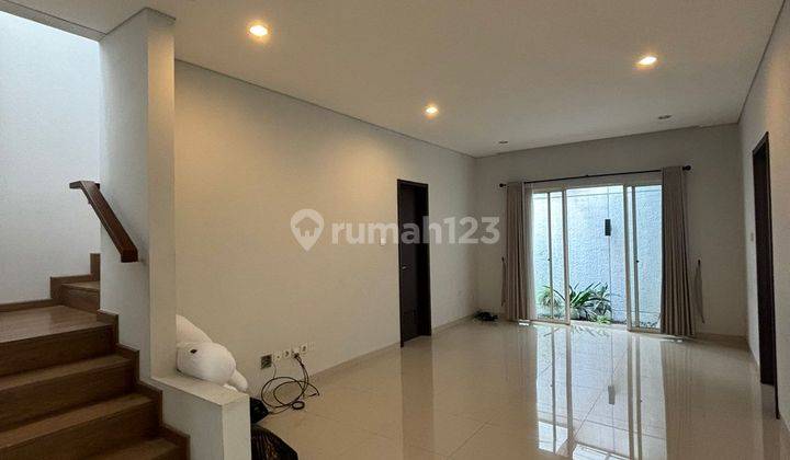 Disewa Rumah Serenia Hills Tahap 2 Lebak Bulus Jakarta Selatan 2