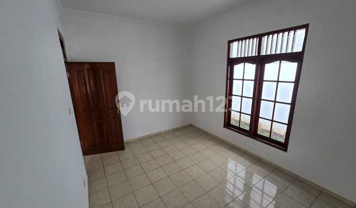 Rumah Murah Siap Huni Bagus Shm Di Jalan Pesantren Antapani 2
