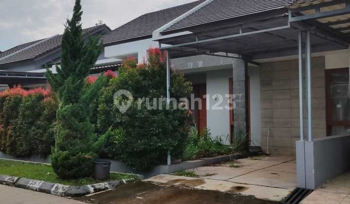 Affordable Ready-to-Live Good House with SHM in Cherry Field Complex, Buah Batu