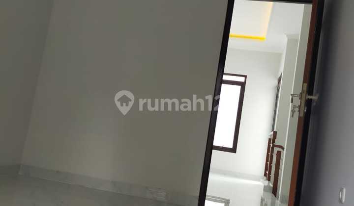 Rumah Murah Baru Siap Huni Bagus Shm Di Cigadung Utara