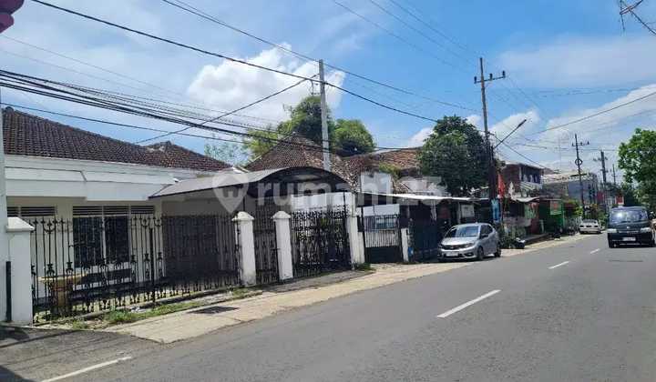 Rumah di Poros Jalan Lowokwaru Dekat Suhat Cocok Utk Segala Usaha Rumah di Poros Jalan Lowokwaru Dekat Suhat Cocok Utk Segala Usaha