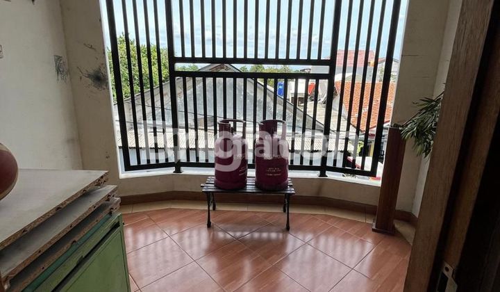 RUMAH PINGGIR JALAN RAYA BISA UNTUK USAHA STRATEGIS PONDOK AREN MURAH BANGET 