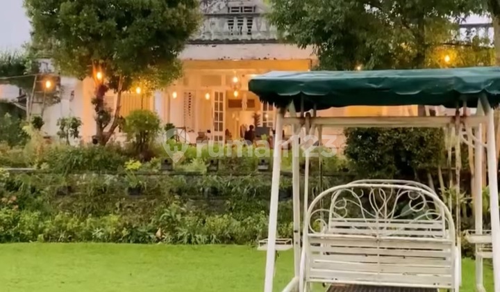 Villa Jadoel Vintage Suitable for Restaurant Business Investment or Accommodation in Cipanas Villa Jadoel Vintage Suitable for Restaurant Business Investment or Accommodation in Cipanas