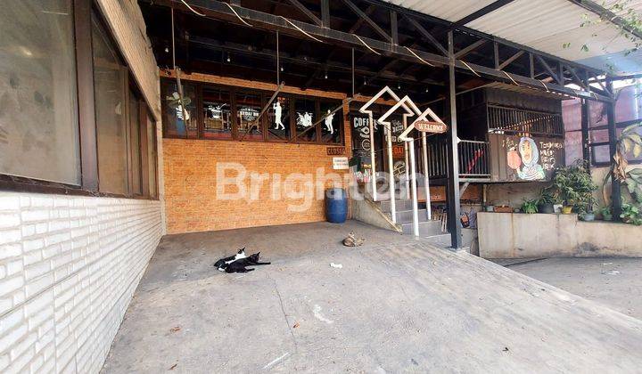 Bekas Kedai/Kafe Di Lokasi Strategis Pinggir Jalan Raya Yang Ramai , 2