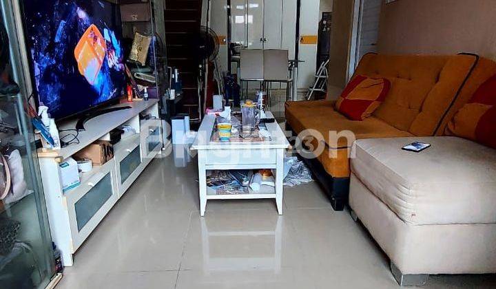 RUMAH BAGUS KOKOH BANGUNAN 3LANTAI TERAWAT DI CLUSTER KARAWACI 1