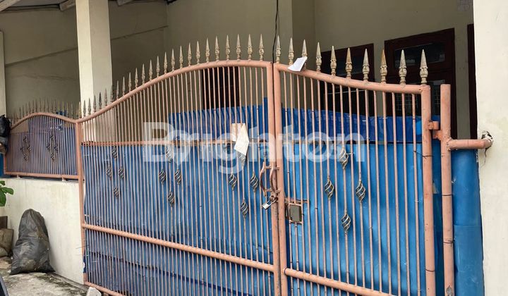RUMAH PORIS INDAH SELANGKAH KE STASIUN KERETA API