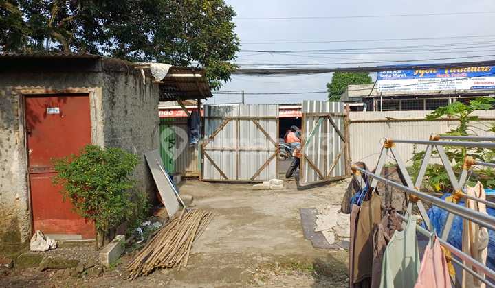 Strategic Land 30 Meters Wide on Meruyung Main Road, Excellent for Business