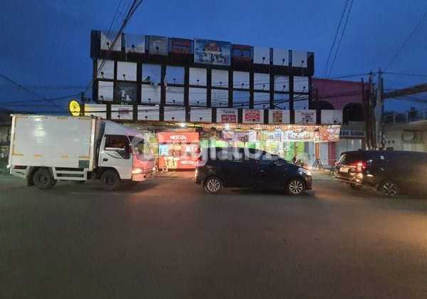 Pamulang Shop House Near Unpam Campus, Strategic Location, Sturdy Building, Ready for Use Pamulang Shop House Near Unpam Campus, Strategic Location, Sturdy Building, Ready for Use