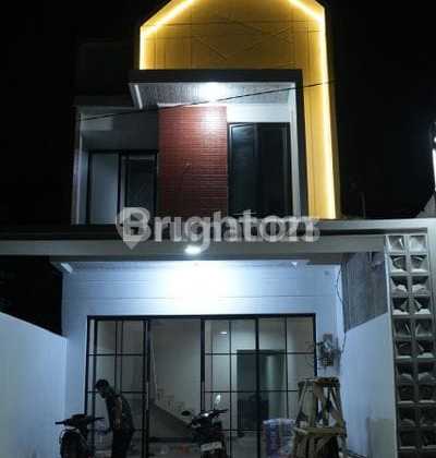 Rumah Modern Dua Lantai Siap Huni Di Sawangan