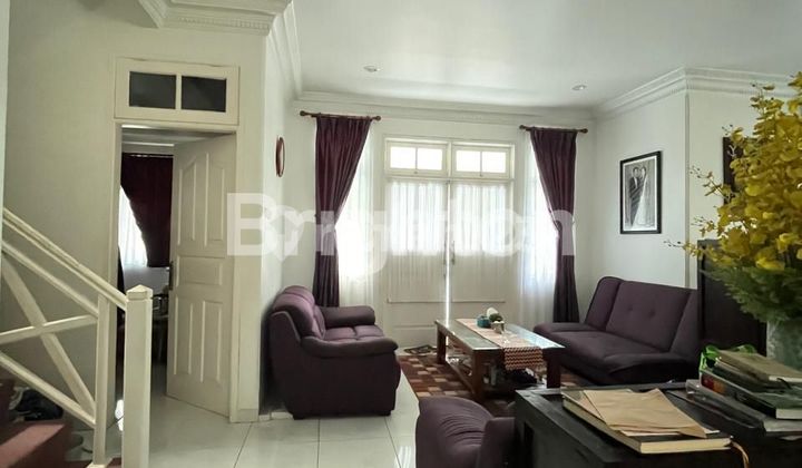 RUMAH HOOK 2 LANTAI CIRENDEU DEKAT MRT LEBAK BULUS