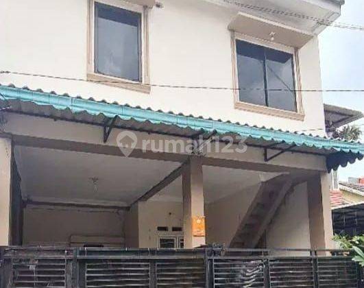 Rumah 2 lantai di cluster mahoni taman royal 3 1