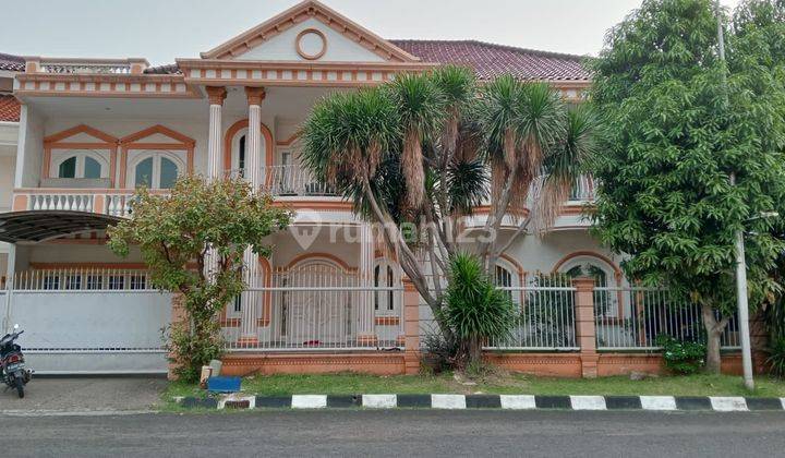 Rumah megah 2 Lantai di Jual di Modernland. 1