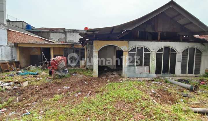 For Sale Land + Former Building Strategic Location in Jakarta