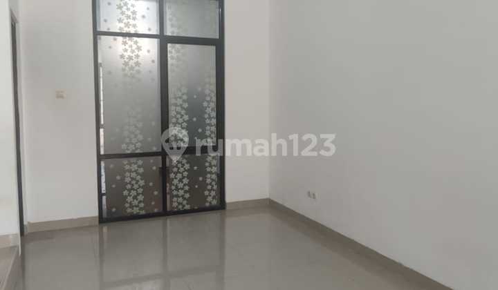 Dijual Rumah Minimalis 2 Lantai Siap Huni di Bekasi Timur 2