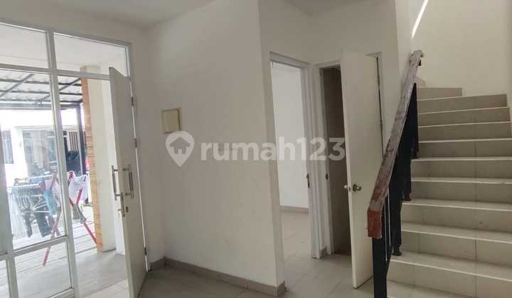 Disewakan Rumah 2 Lantai Minimalis di Citra Raya Tangerang 2