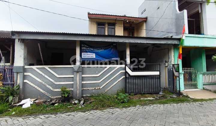Affordable House for Sale Below Market Price in Karawaci Tangerang Affordable House for Sale Below Market Price in Karawaci Tangerang