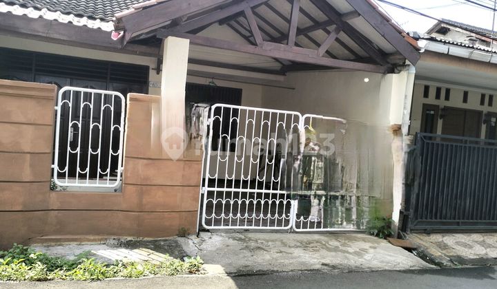 Di Jua L.runah Dilantai Digalaxy Bekasi Selatan 2