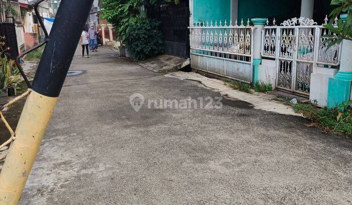 Dijual rumah 2 lantai diperum.pondok Pekayon indah Bekasi selatan 2