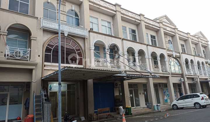Shop House for Rent. Galaxy Bekasi South Shop. 2