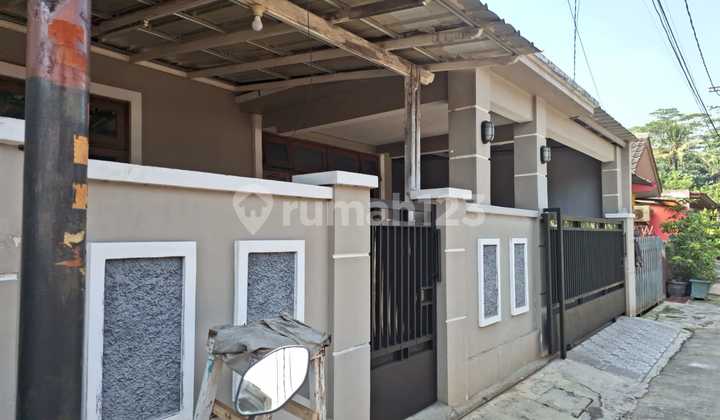 For Rent Semi Furnished House in Pekayon 2 Bekasi Selaan