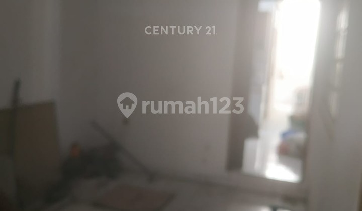 Single Story 3 Bedroom House For Quick Sale In BKR Kembar Mas 2