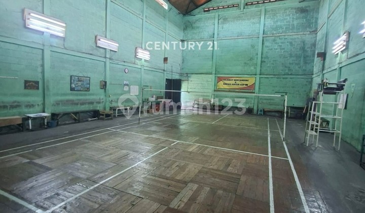 Gor Lapangan Badminton di Buah Batu Batununggal