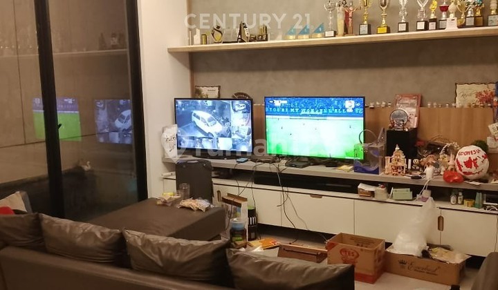 Rumah Lux Siap Huni 4 Kamar Di Tengah Kota Istana Sudirman