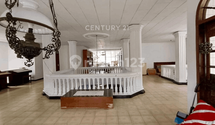 Rumah Luas 420 Meter 6 Kamar Tidur Bisa Utk Kos Di Buah Batu Rumah Luas 420 Meter 6 Kamar Tidur Bisa Utk Kos Di Buah Batu