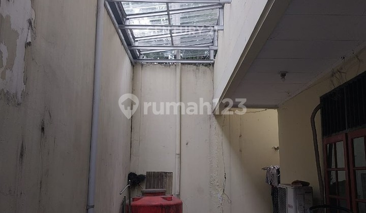 Two-Story Move-In Ready Semi-Furnished House in Turangga, Buah Batu 2