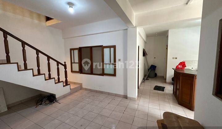 Rumah Kantor 2 Lantai Kawasan Dakota Istana Pasteur Regency 2