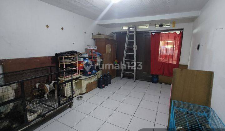 Rumah Strategis Sayap Pasirkaliki Tanah Luas Kamar Banyak 2