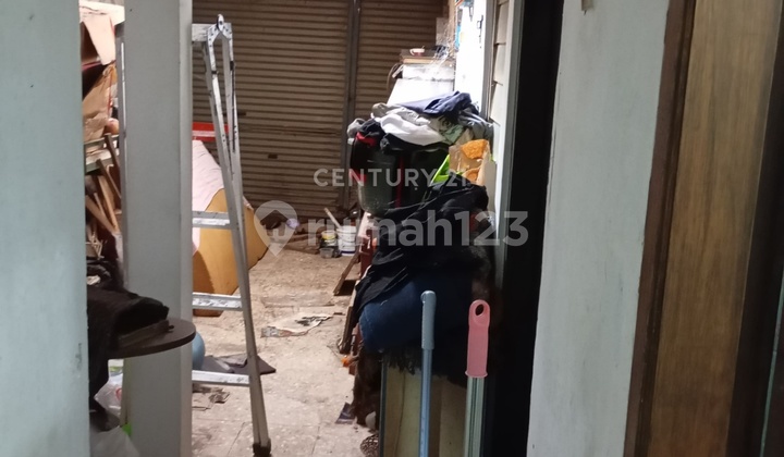 6-Bedroom House For Quick Sale In Metro Margahayu East Bandung 2