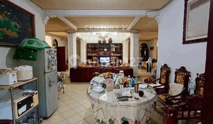 House 420 sqm 6 Bedrooms Can Be Used for Boarding in Buah Batu 2