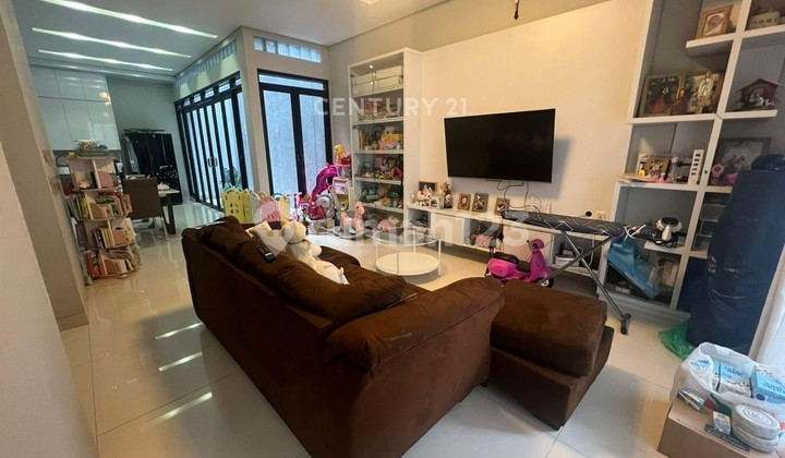 Rumah 2 Lantai Siap Huni Sudah Renovasi Dalam Cluster Buah Batu Rumah 2 Lantai Siap Huni Sudah Renovasi Dalam Cluster Buah Batu