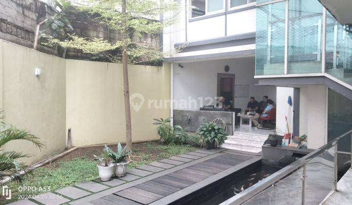 Dijual Gedung Bangunan Kantor Terawat 1