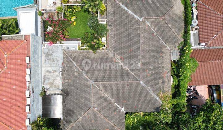 Rumah Lama Terawat Siap Huni 1.5 Lantai 2