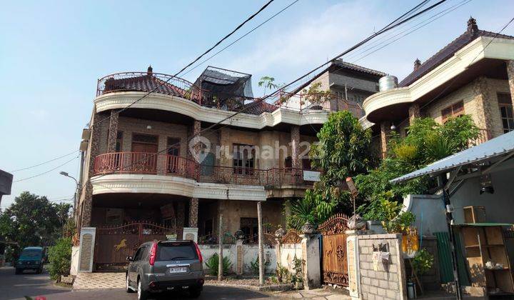 Rumah luas bentuk L view ijo sawah di Jalan 

Jalan 
Jagapati 1