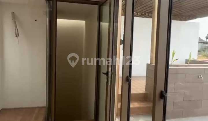 Dijual Rumah 3 Lantai Puri 11 Siap Huni Jakarta Barat 1