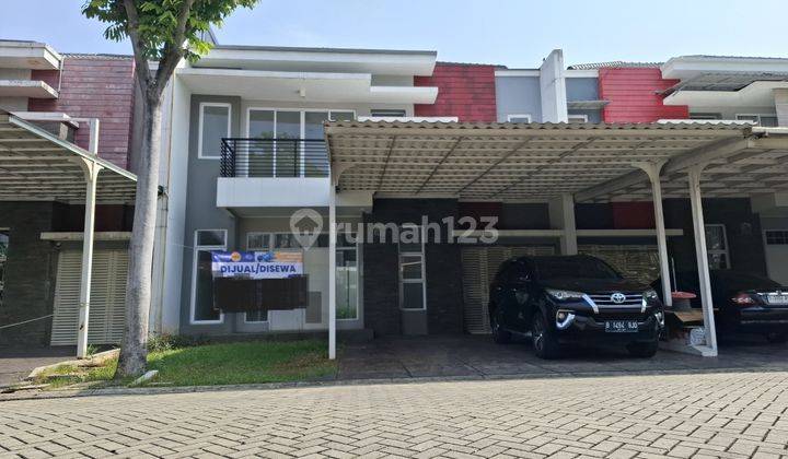 Rumah 2 Lantai Bagus di Green Lake City Cluster Amerika Latin  1