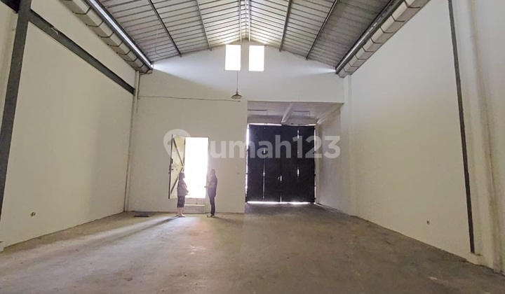 Cheap Elang Laut Warehouse for Sale + Office in PIK Cheap Elang Laut Warehouse for Sale + Office in PIK