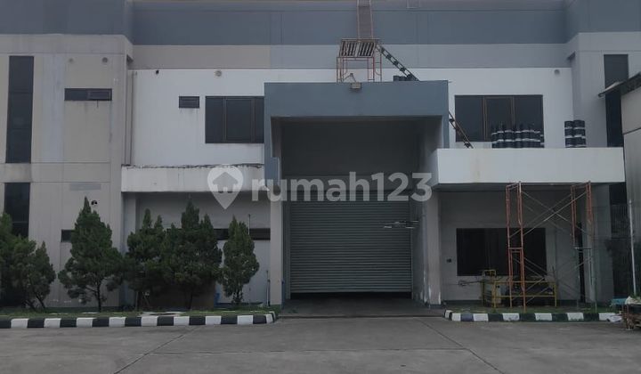 Warehouse for Rent in Cikarang, Good Condition